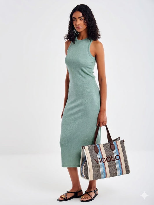 Ribbestrikket Halterneck-kjole med Lurex