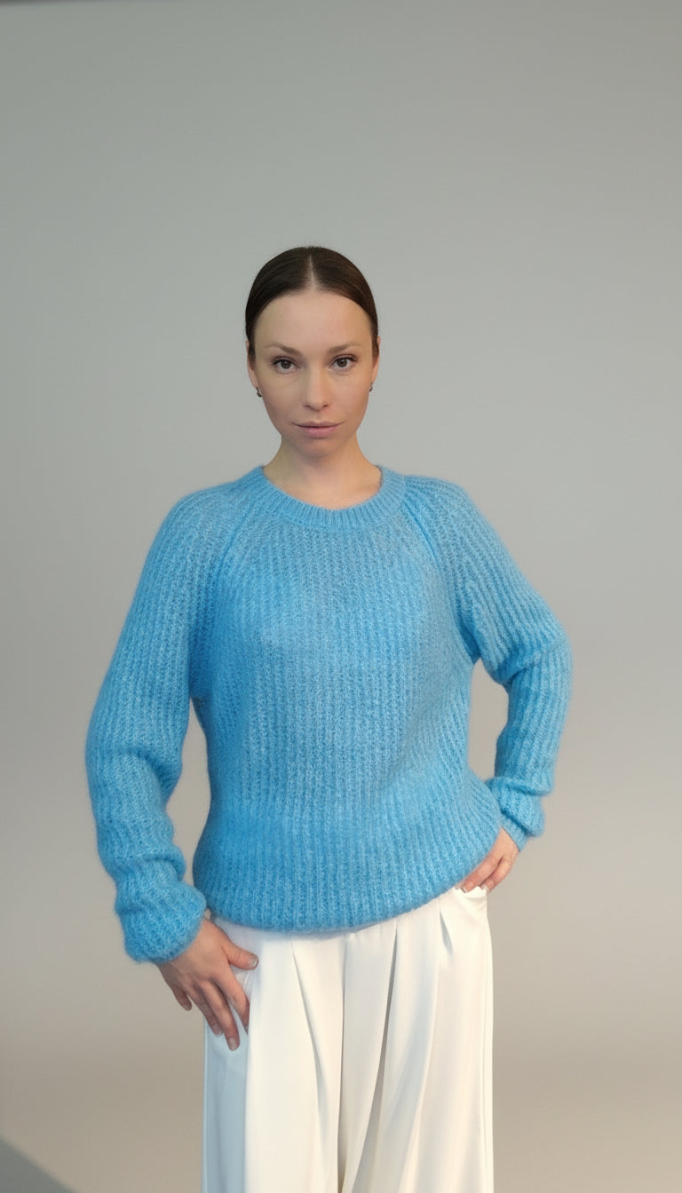 Strikkegenser med ull