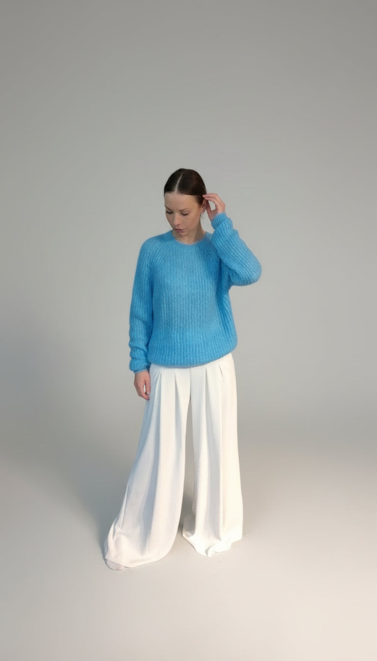 Strikkegenser med ull