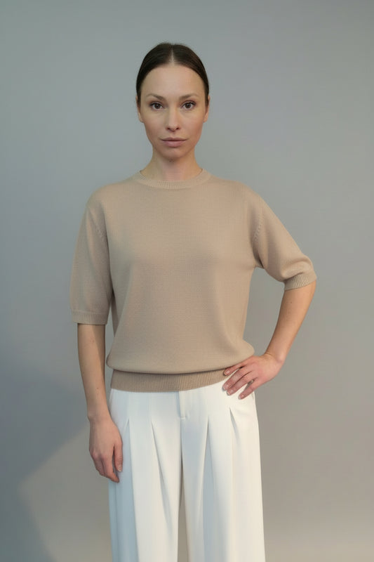 Genser med designutskjæring på ryggen