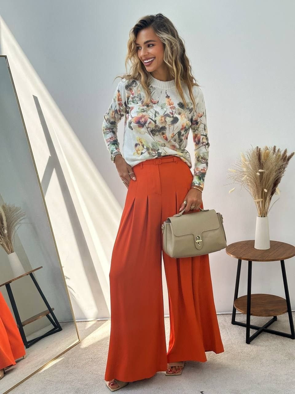 Palazzobukse med høyt liv og legg foran