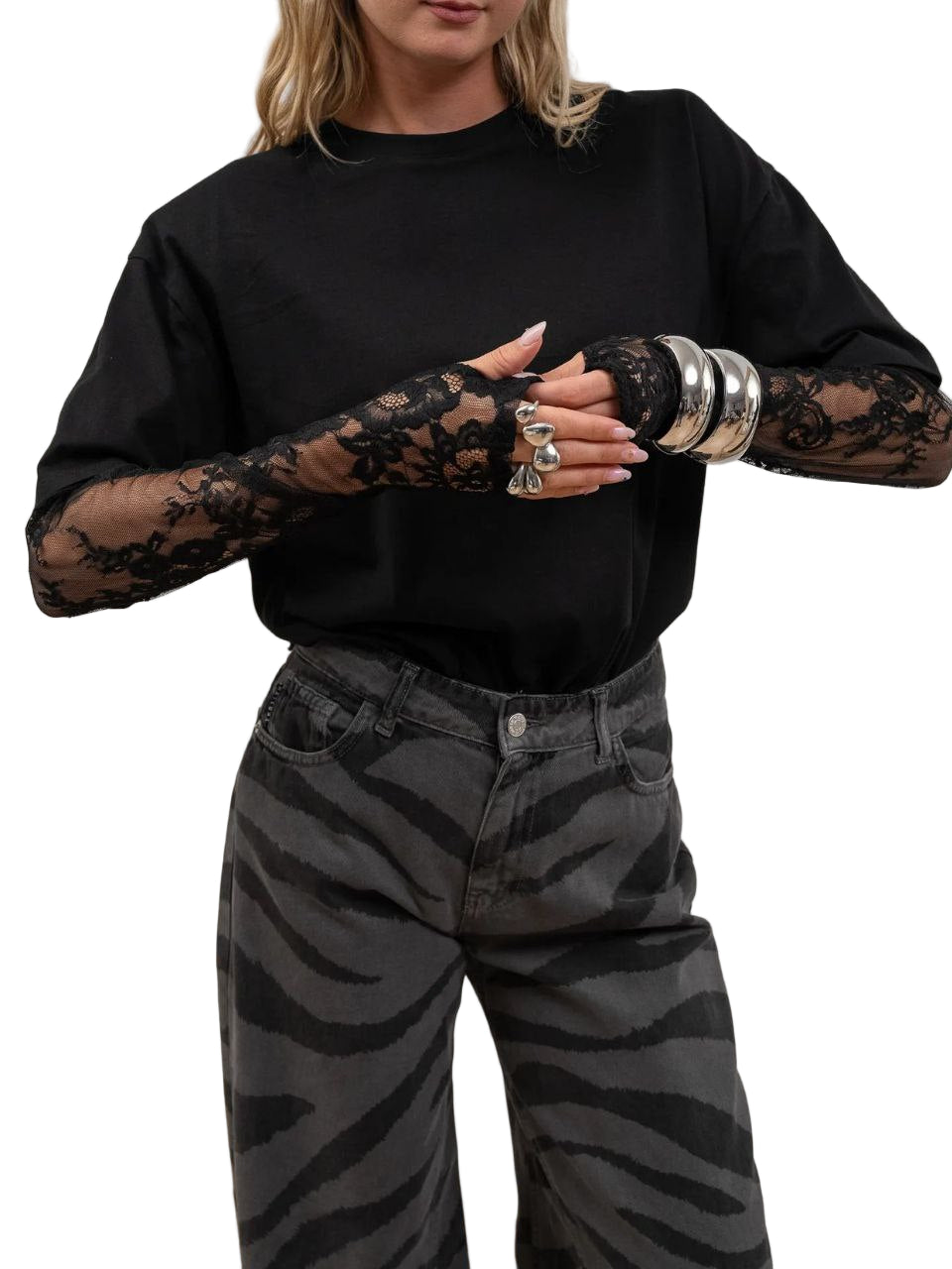 Oversize  longsleeve med guipure-ermer